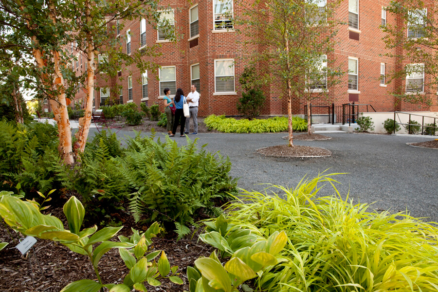 Serviam Gardens